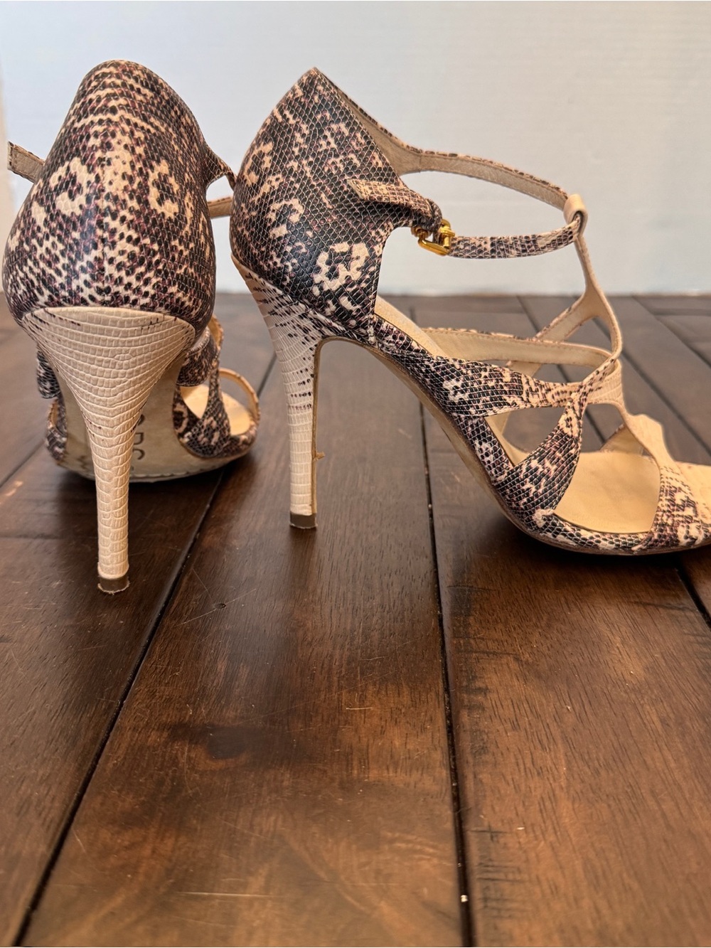 KORS Michael Kors Strap Heels Size 6 Snakeskin Print 3.5 in Heel Exotic Neutral